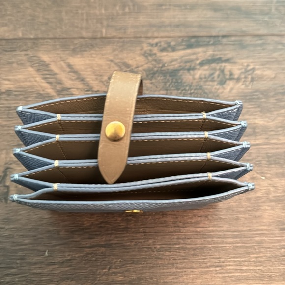 Women’s folded wallet Celine paris light blue - Picture 3 of 3